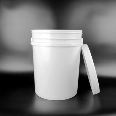 Widerstandsfähige Polyethylenölbehälter
