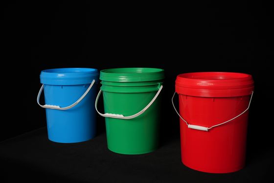 5 Liter Plastikbehälter mit Griff und Deckel