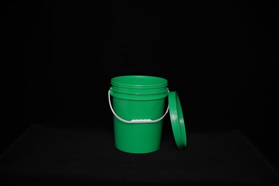 FDA genehmigt Stackbare Öl Eimer mit glatter Oberfläche Deckel und Griff Leichtgewicht für einfache Handhabung.